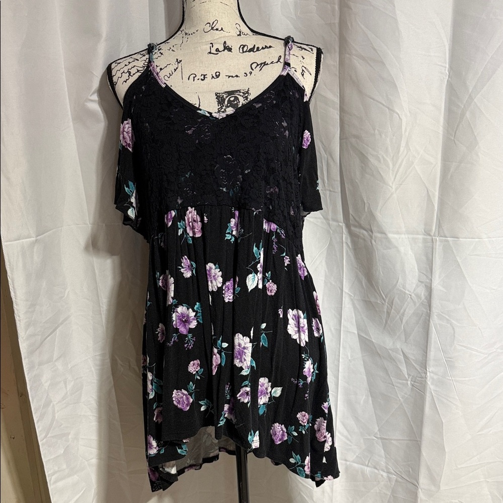 Torrid Floral Cold Shoulder Top
